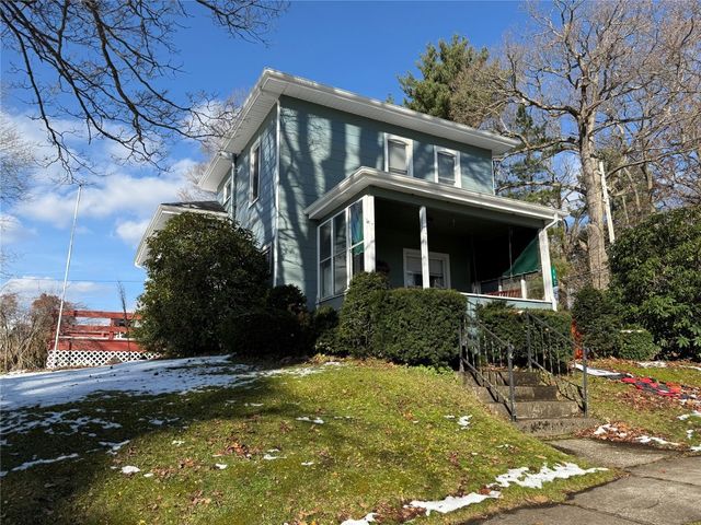 162 E 5TH Street, Waterford, PA 16441