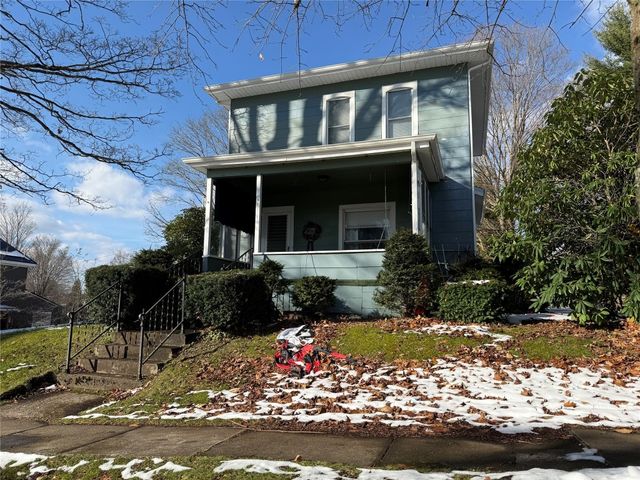 162 E 5TH Street, Waterford, PA 16441