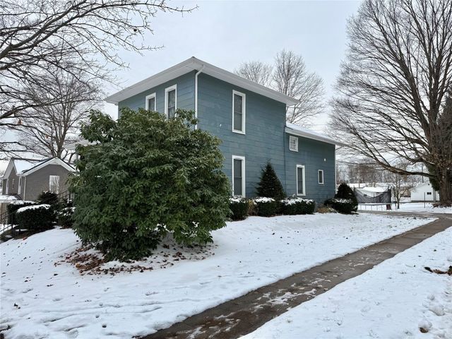 162 E 5TH Street, Waterford, PA 16441