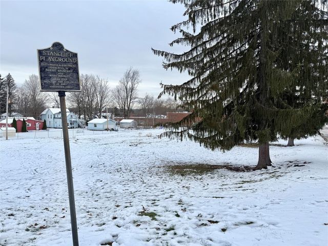 162 E 5TH Street, Waterford, PA 16441