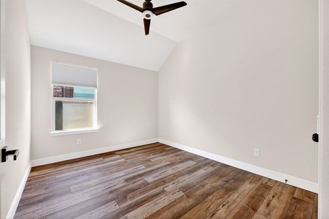 1739 Riviera Drive, Waxahachie, TX 75165