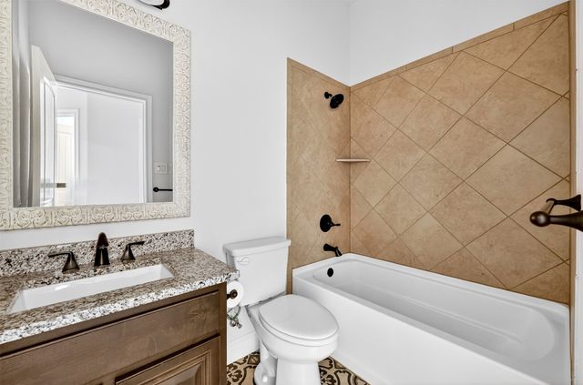 1739 Riviera Drive, Waxahachie, TX 75165