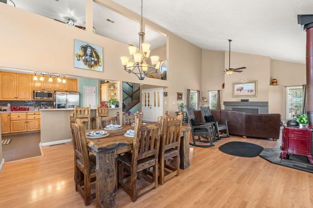 75 MATTERHORN Drive, Cedar Crest, NM 87008