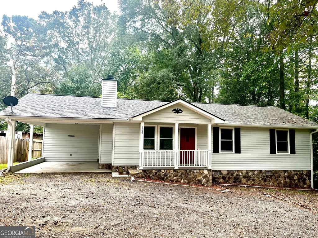 566 Etowah River Road, Dawsonville, GA 30534