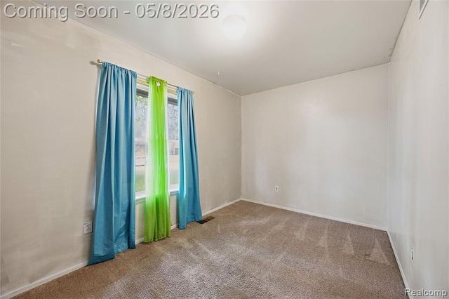 18210 Winwood Avenue, Brownstown, MI 48193