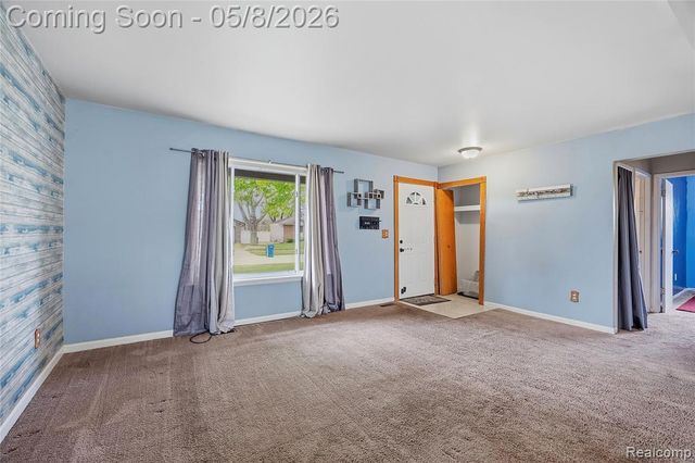 18210 Winwood Avenue, Brownstown, MI 48193