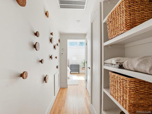 390 Ash St, Denver, CO 80220