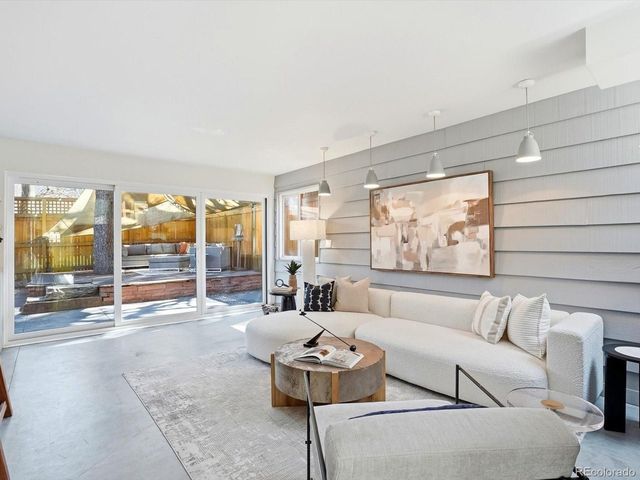 390 Ash St, Denver, CO 80220