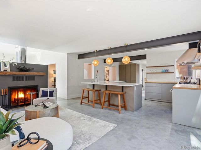 390 Ash St, Denver, CO 80220