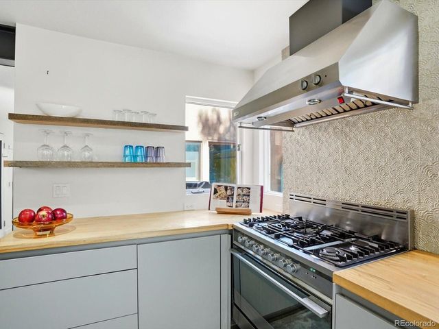 390 Ash St, Denver, CO 80220