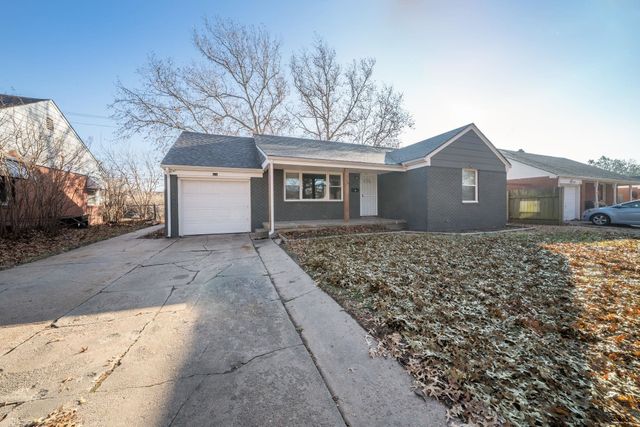 716 S Edgemoor, Wichita, KS 67218