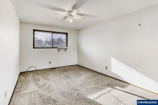 1629 Newport Wy, Woodburn, OR 97071