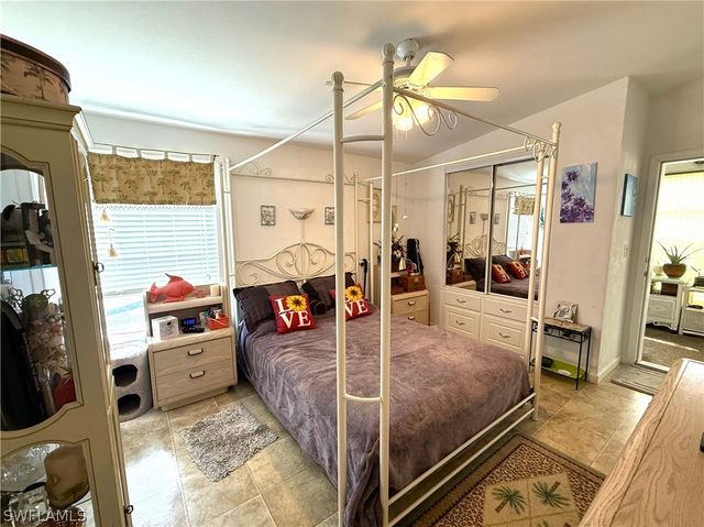 1658 Diamond Lake CIR, Naples, FL 34114