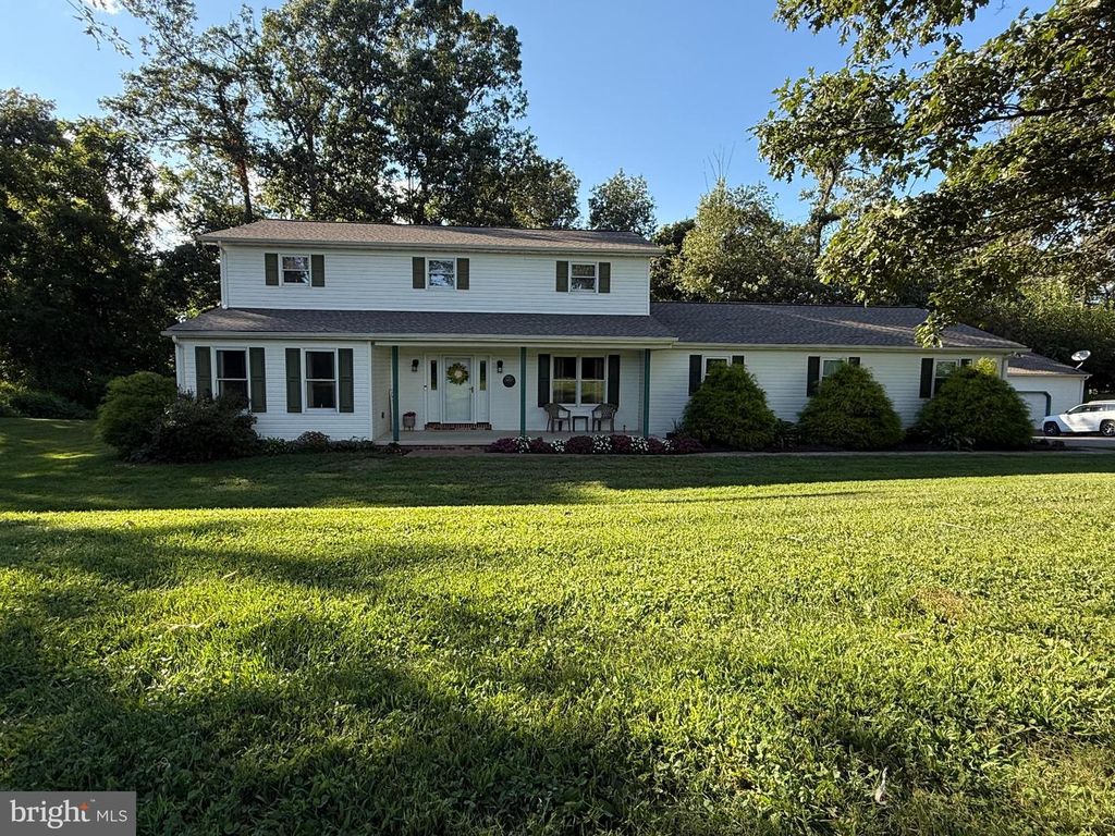 13846 RIDGE RD, Stewartstown, PA 17363