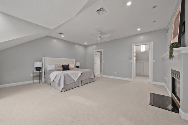 14 D'orlando Way 14, Danvers, MA 01923