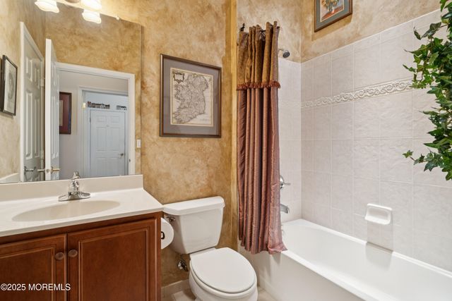 66 Crooked Stick Road, Jackson, NJ 08527