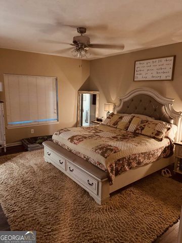 8590 Kencrest Drive, Winston, GA 30187