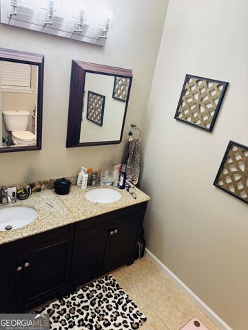 8590 Kencrest Drive, Winston, GA 30187