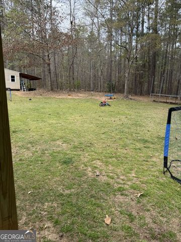 8590 Kencrest Drive, Winston, GA 30187