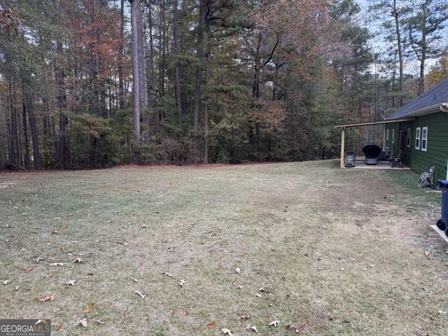 8590 Kencrest Drive, Winston, GA 30187