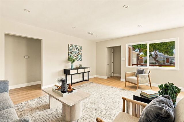 16616 Ermanita Ave, Torrance, CA 90504