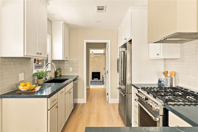 16616 Ermanita Ave, Torrance, CA 90504