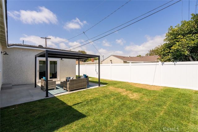 16616 Ermanita Ave, Torrance, CA 90504