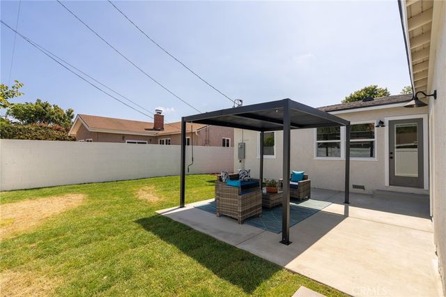 16616 Ermanita Ave, Torrance, CA 90504