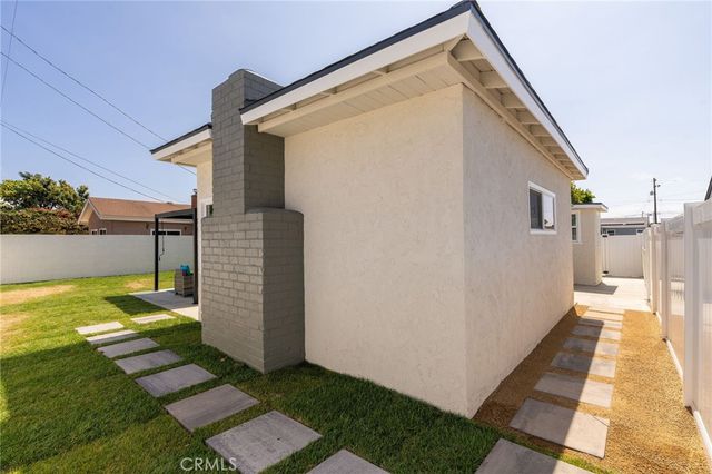 16616 Ermanita Ave, Torrance, CA 90504