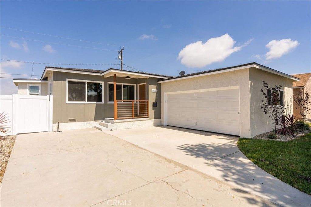 16616 Ermanita Ave, Torrance, CA 90504