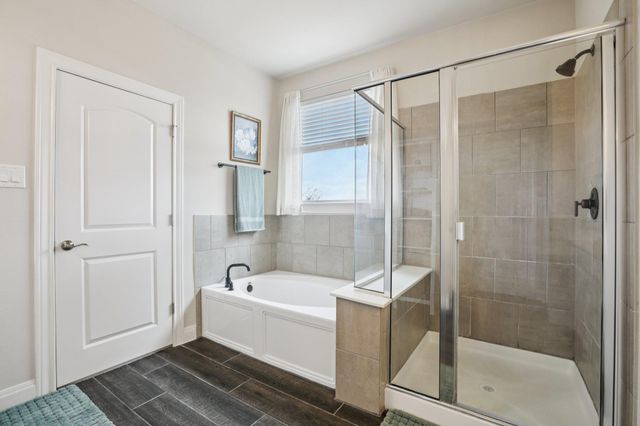 642 Bayberry CIR, Buda, TX 78610