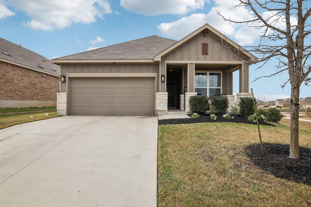 642 Bayberry CIR, Buda, TX 78610