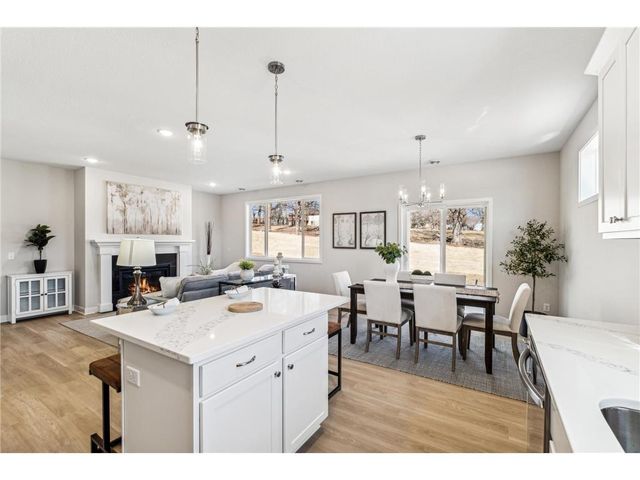 1105 Compton Avenue, River Falls, WI 54022