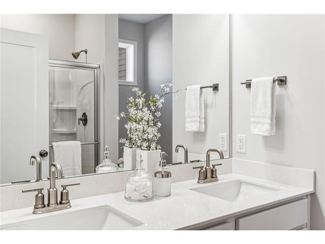 1105 Compton Avenue, River Falls, WI 54022