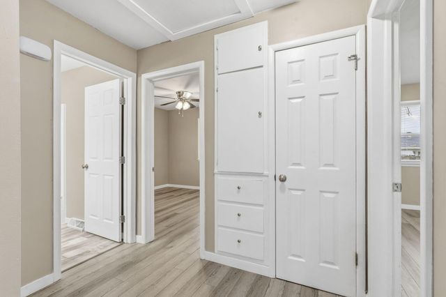 1448 E Seminole Street, Springfield, MO 65804