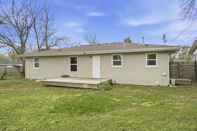 1448 E Seminole Street, Springfield, MO 65804