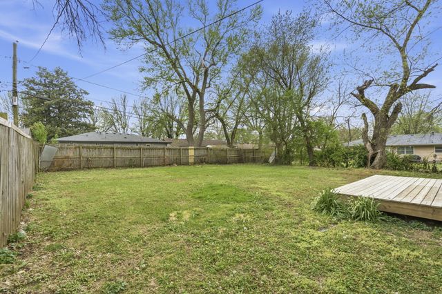 1448 E Seminole Street, Springfield, MO 65804