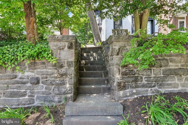 135 W MOUNT PLEASANT AVE, Philadelphia, PA 19119