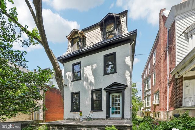 135 W MOUNT PLEASANT AVE, Philadelphia, PA 19119