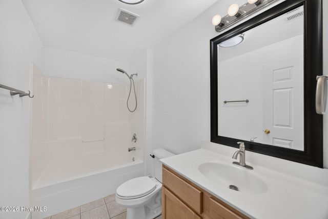 2312 Wrightsville Avenue Apt 118, Wilmington, NC 28403