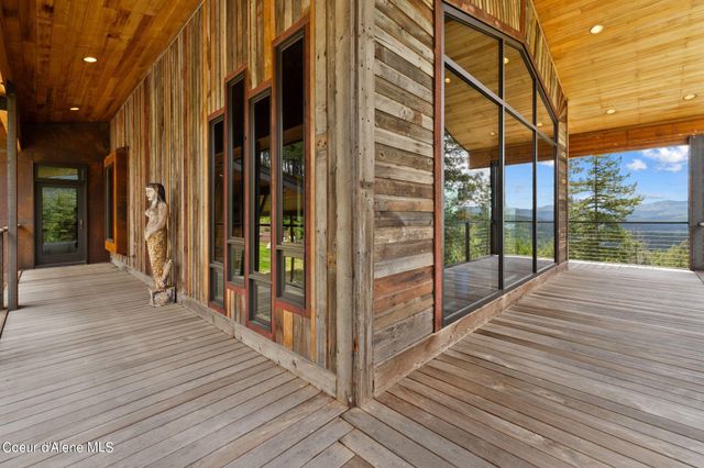 172 Elk Hills RD, Sandpoint, ID 83864