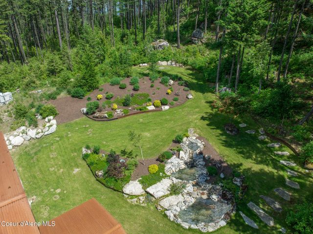 172 Elk Hills RD, Sandpoint, ID 83864