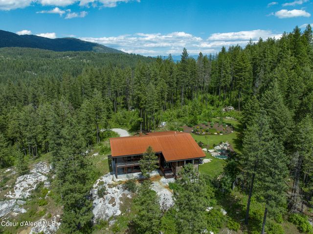 172 Elk Hills RD, Sandpoint, ID 83864