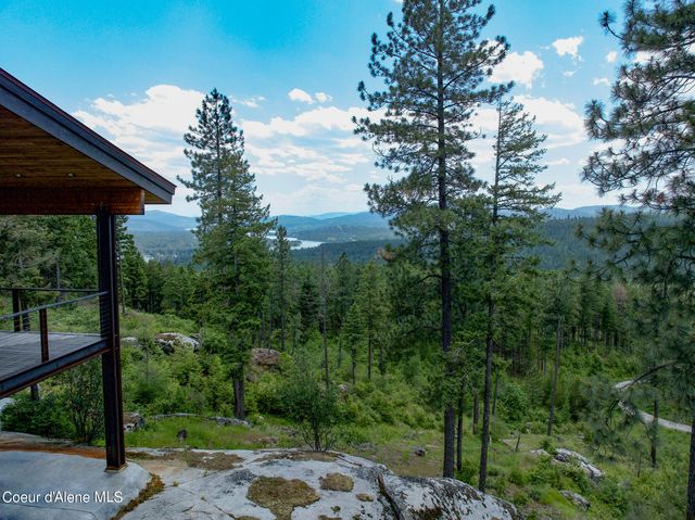 172 Elk Hills RD, Sandpoint, ID 83864