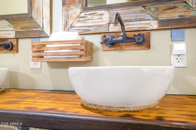 9292 E CHANDLER Lane, Hereford, AZ 85615