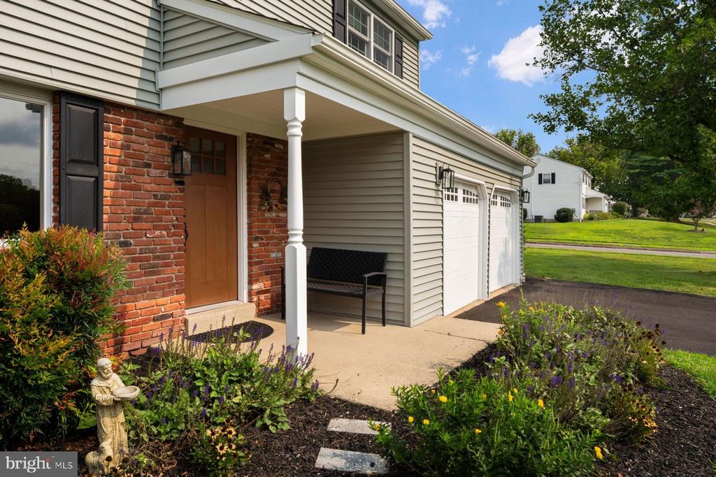 1908 RAMPART LN, LANSDALE, PA 19446 — photo 2