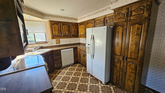 1905 SW Colorado Lane, Grants Pass, OR 97527