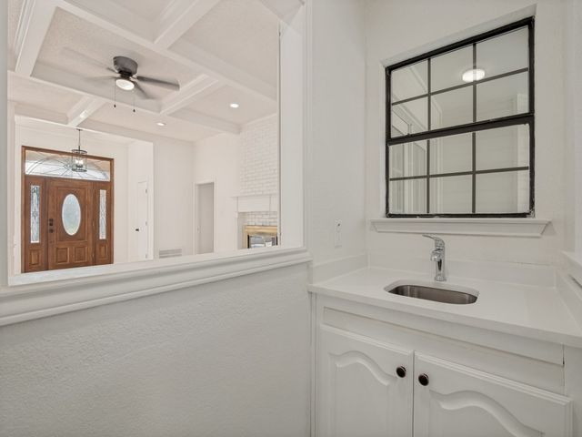 629 Bent Creek Drive, Desoto, TX 75115