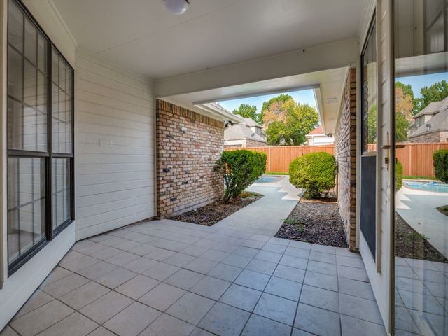 629 Bent Creek Drive, Desoto, TX 75115