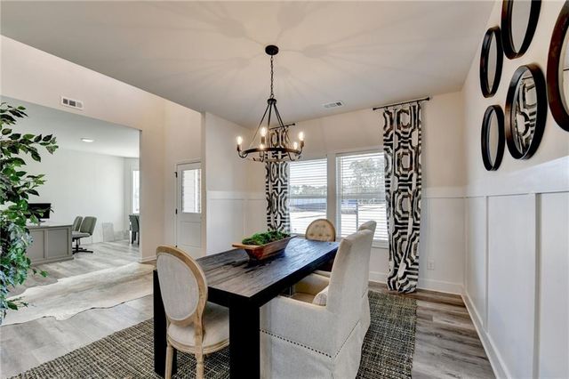 735 Rodeo Drive, Auburn, GA 30011